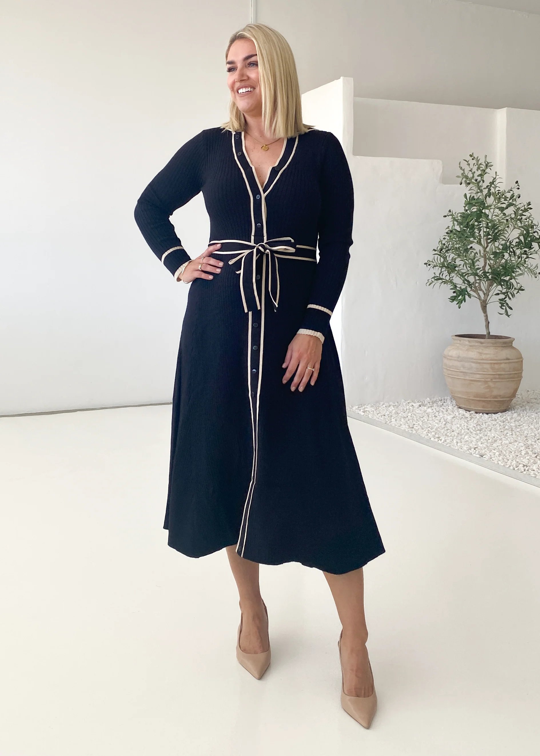 Adah Knit Midi Dress - Black - Image 4