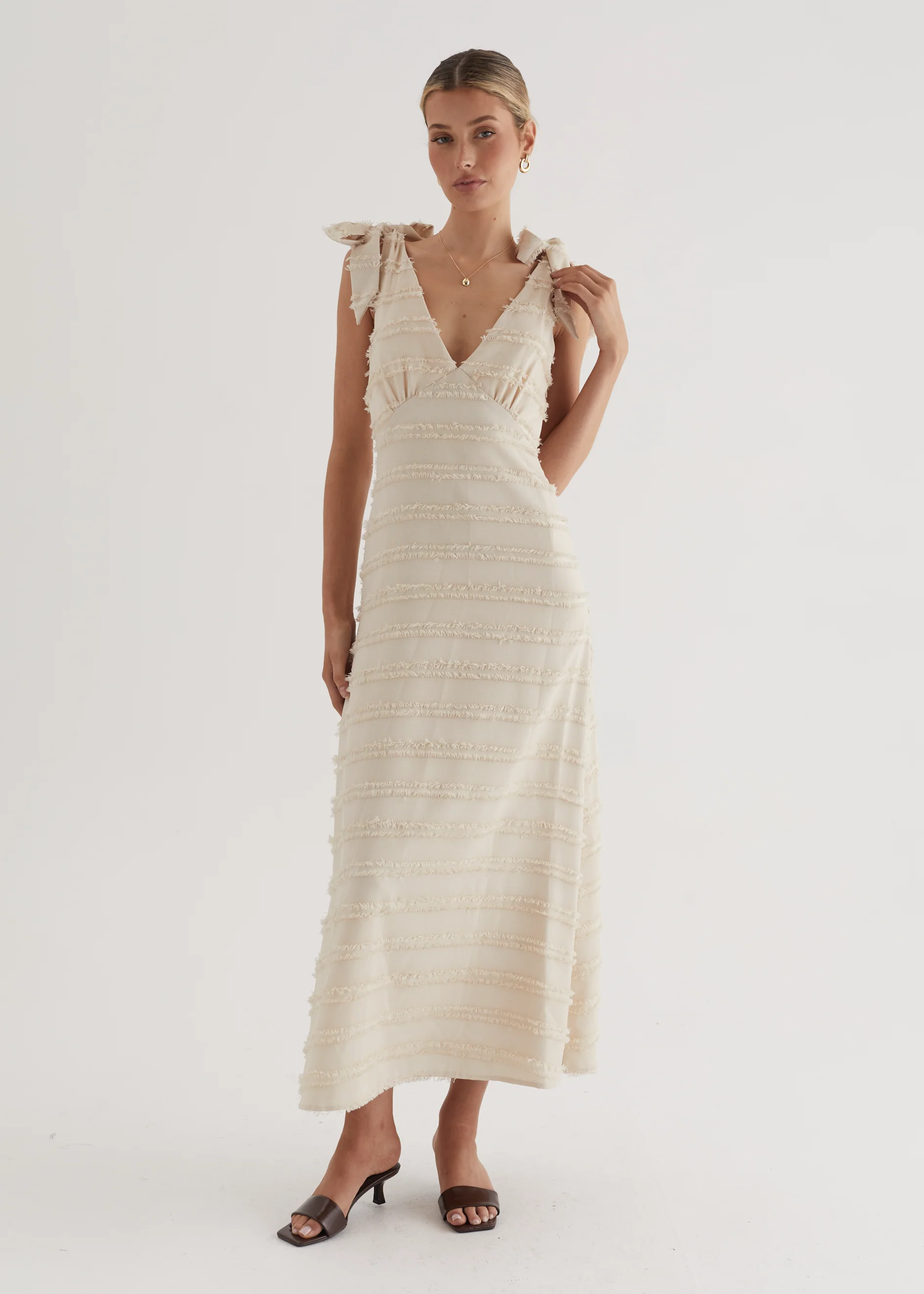 Bella Maxi Dress - Cream - Image 10