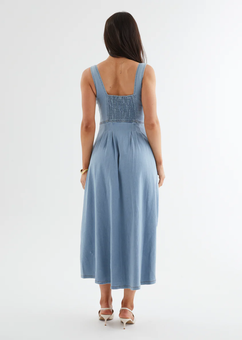 Deja Denim Midi Dress - Light Blue - Image 7
