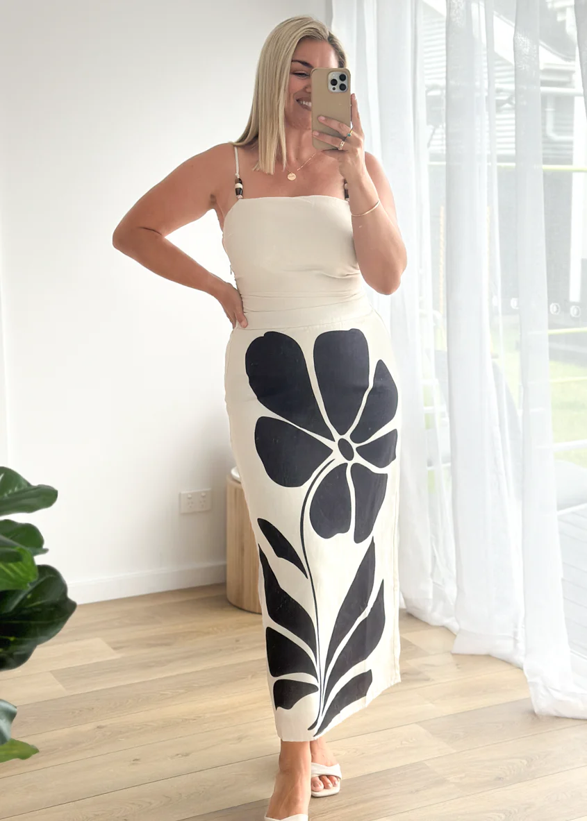 Elodie Midi Skirt - Noir Fleur - Image 4