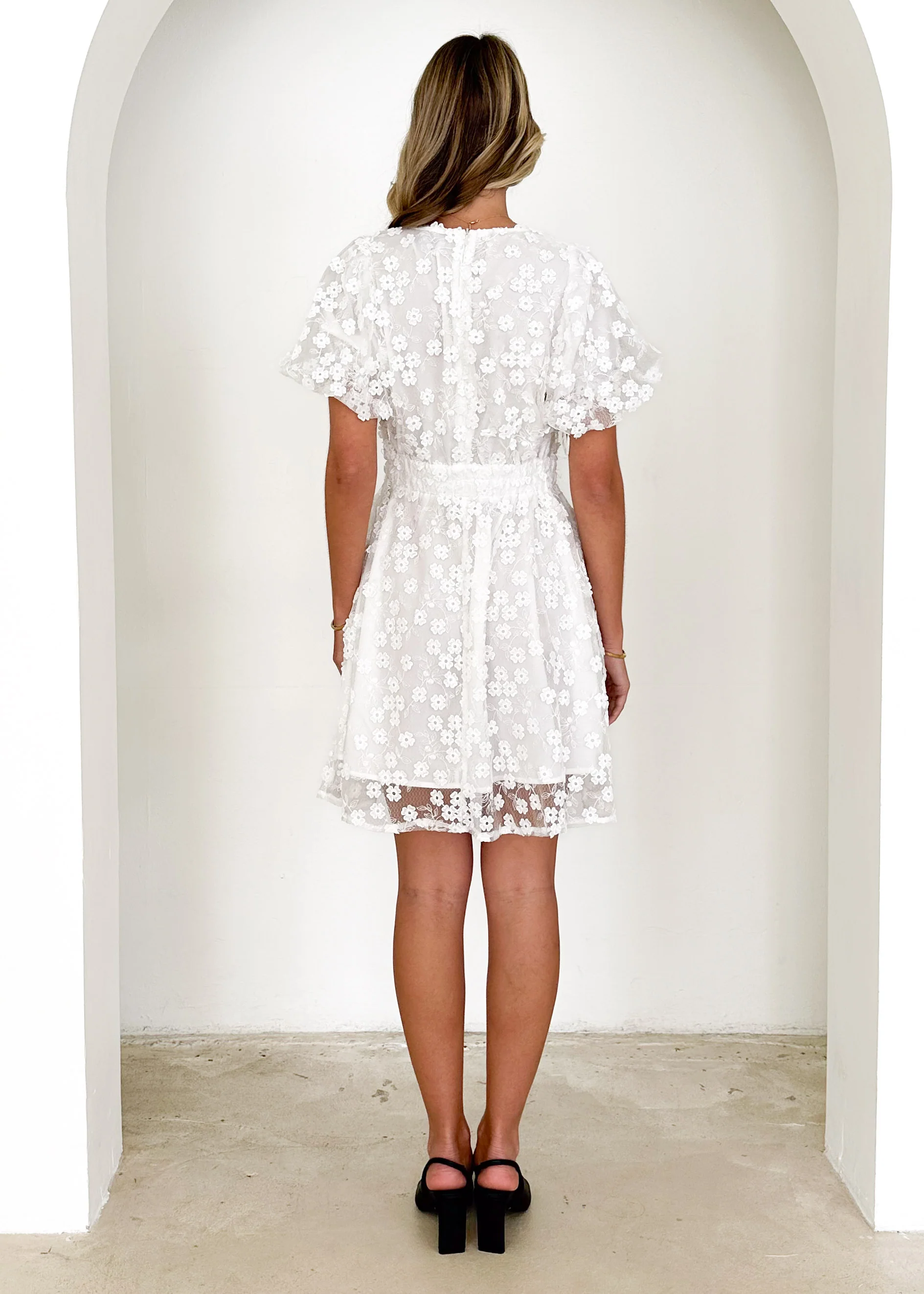 Falta Embroidered Dress - Off White - Image 9
