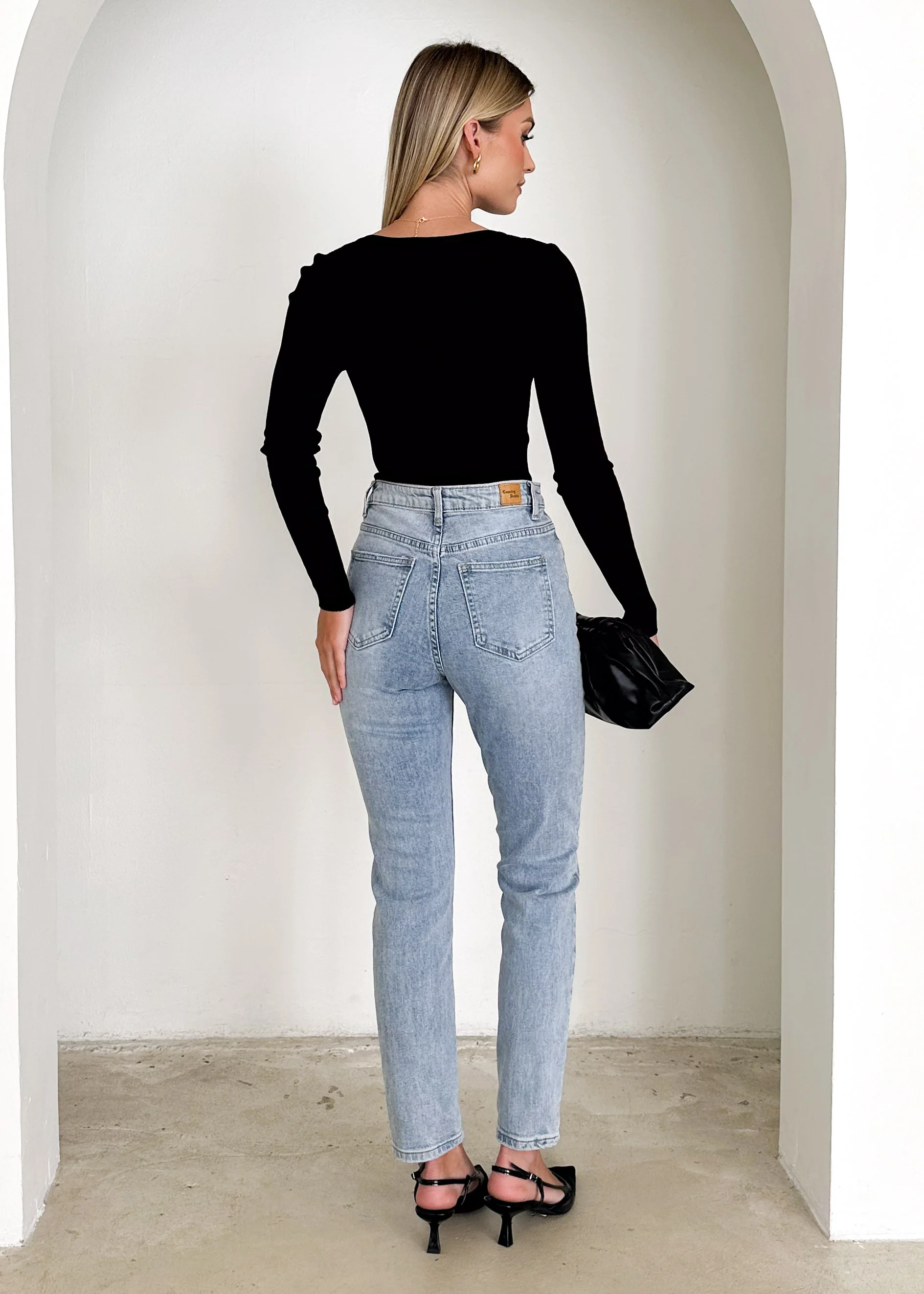 Harrie High Rise Stretch Jeans - Light Wash - Image 11