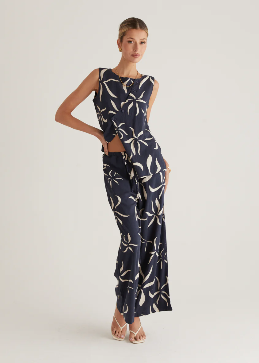 Hunter Vest Top - Navy Ayana - Image 14
