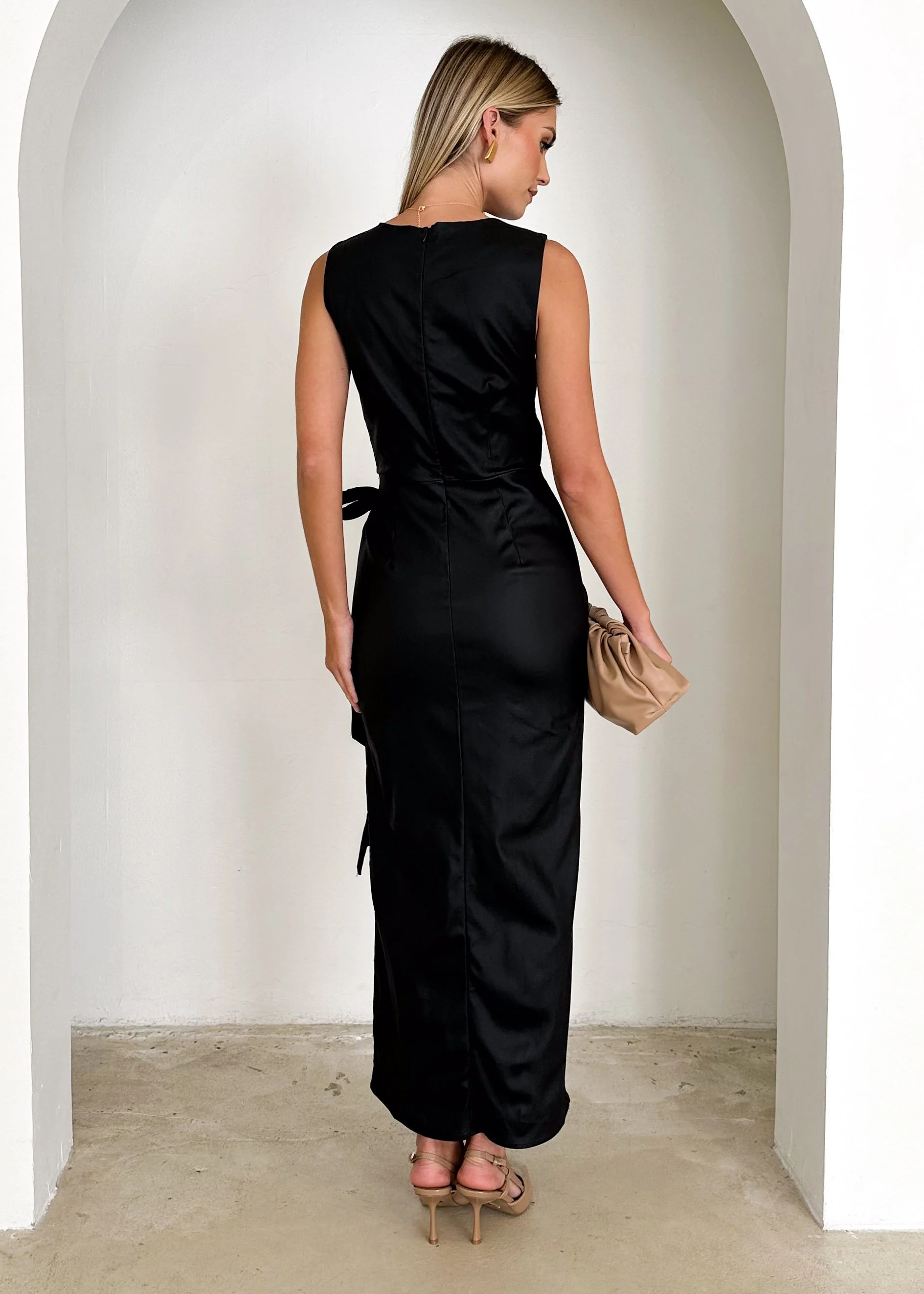 Ishka Coated Midi Dress - Black - Image 5