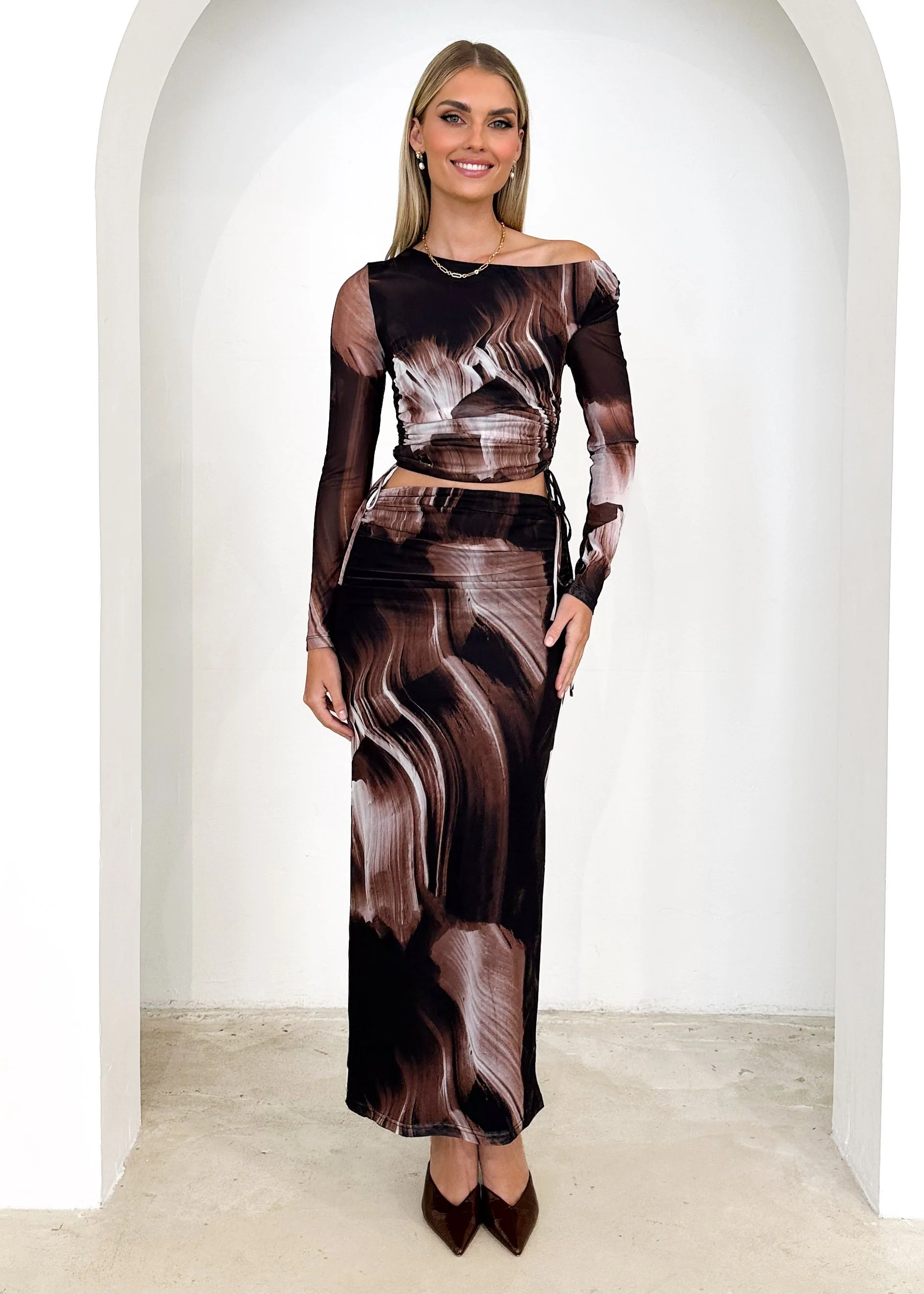 Jestra Mesh Crop - Choc Abstract - Image 2