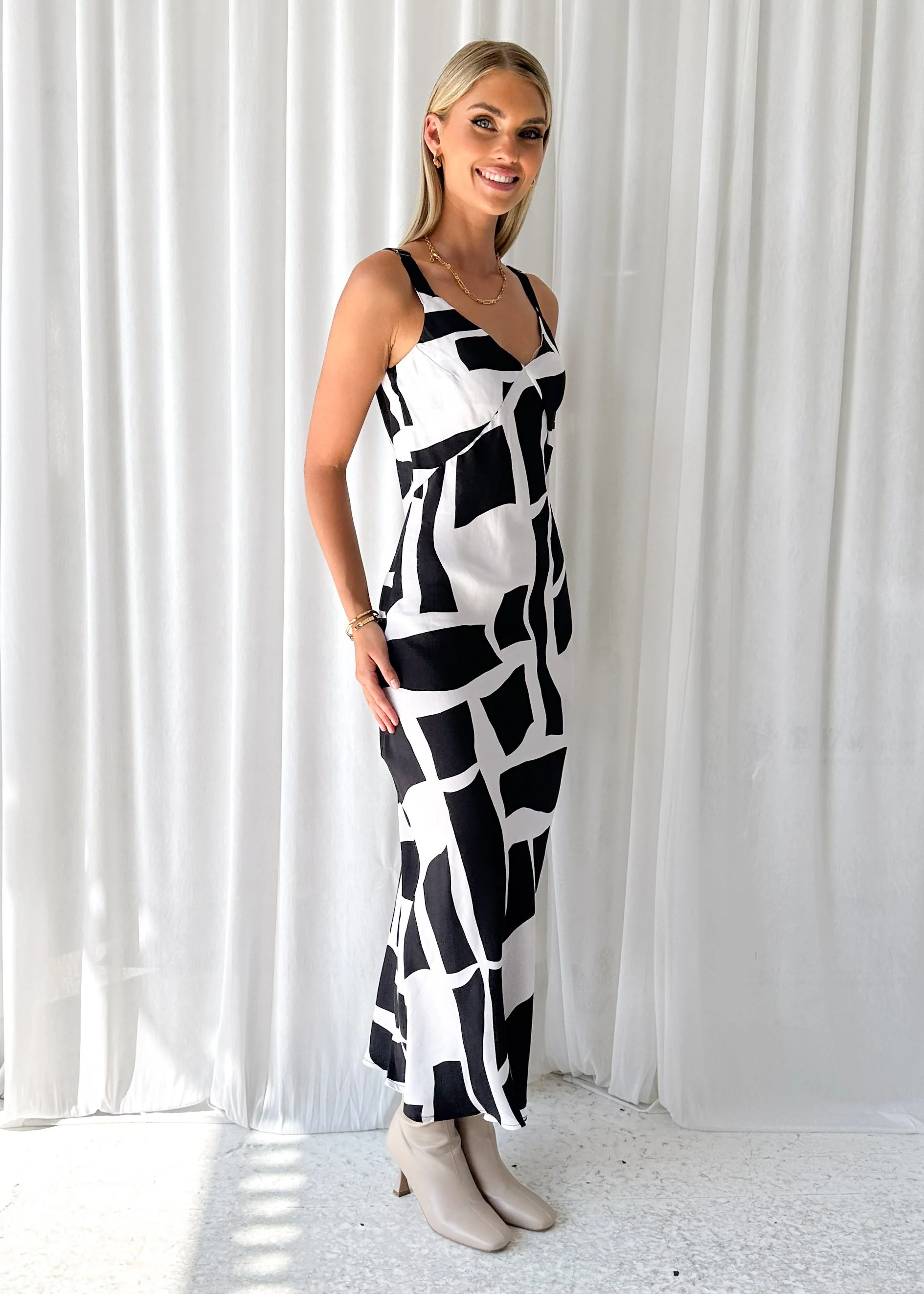 Kosmo Maxi Dress - Cayenne - Image 8