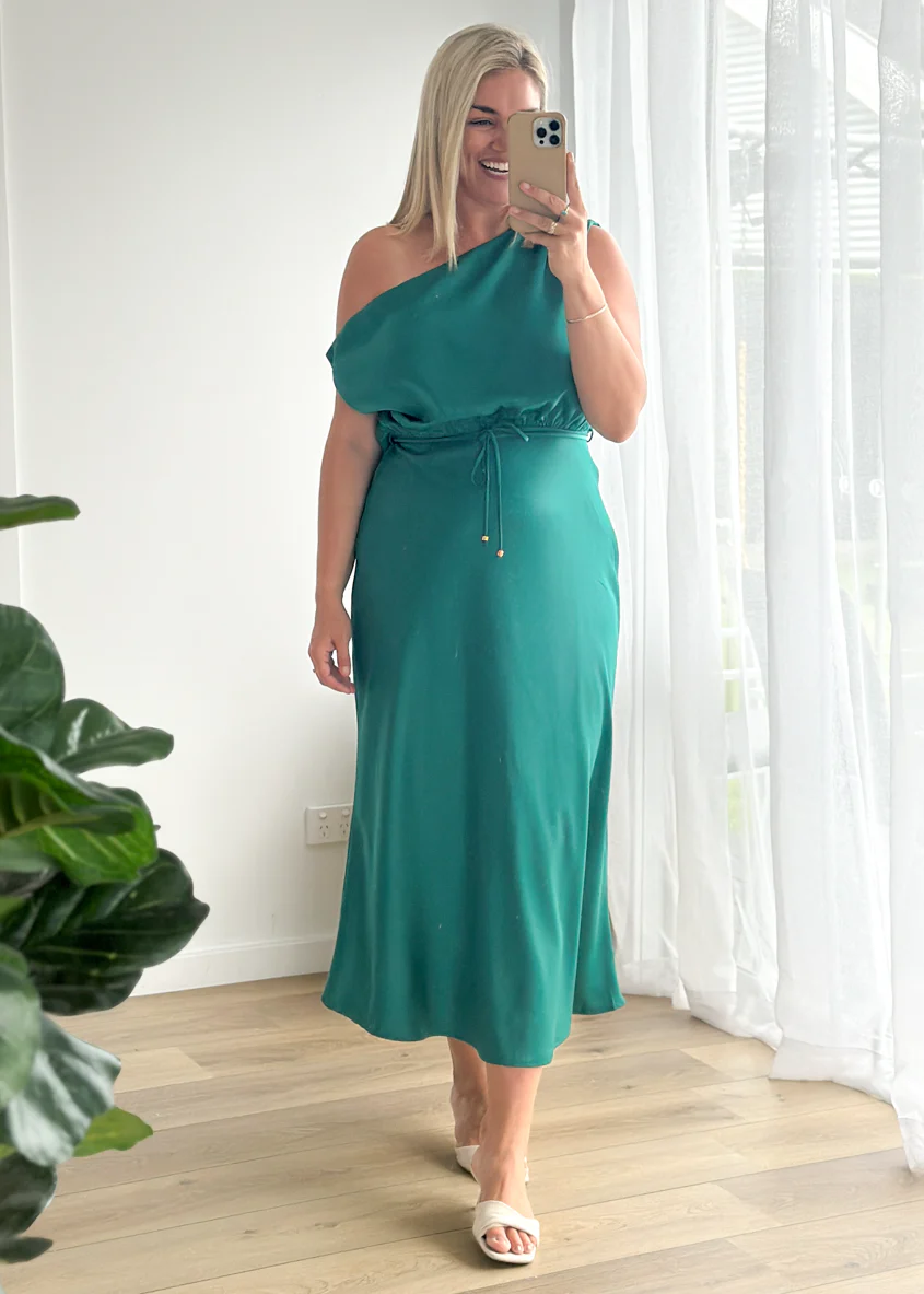Marisa Drop Shoulder Midi Dress - Emerald - Image 6