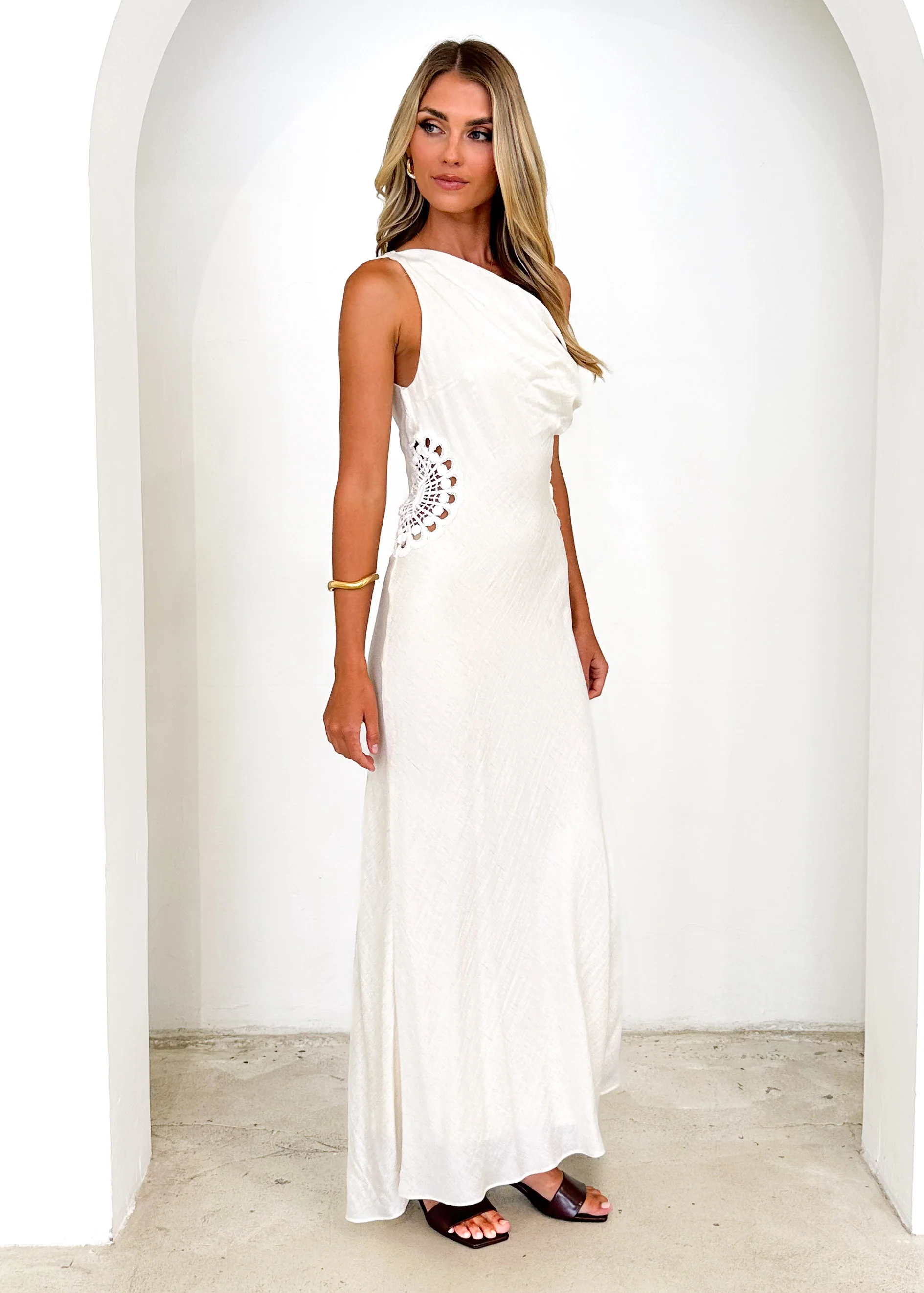 Sarai One Shoulder Maxi Dress - Cream - Image 4
