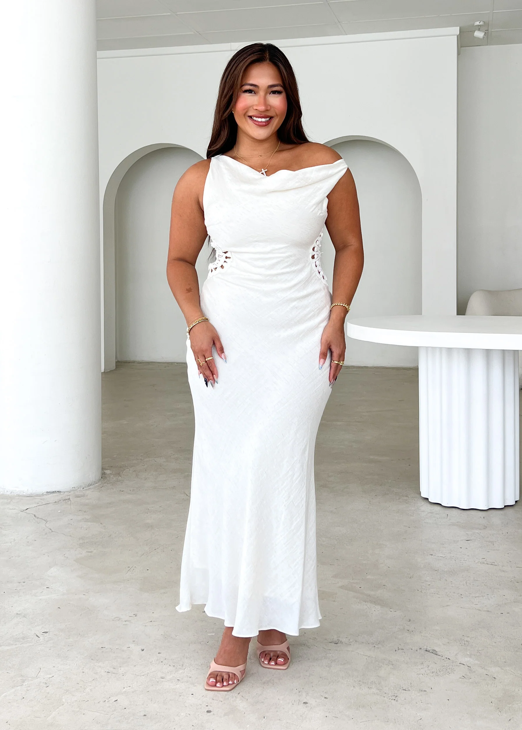 Sarai One Shoulder Maxi Dress - Cream - Image 7
