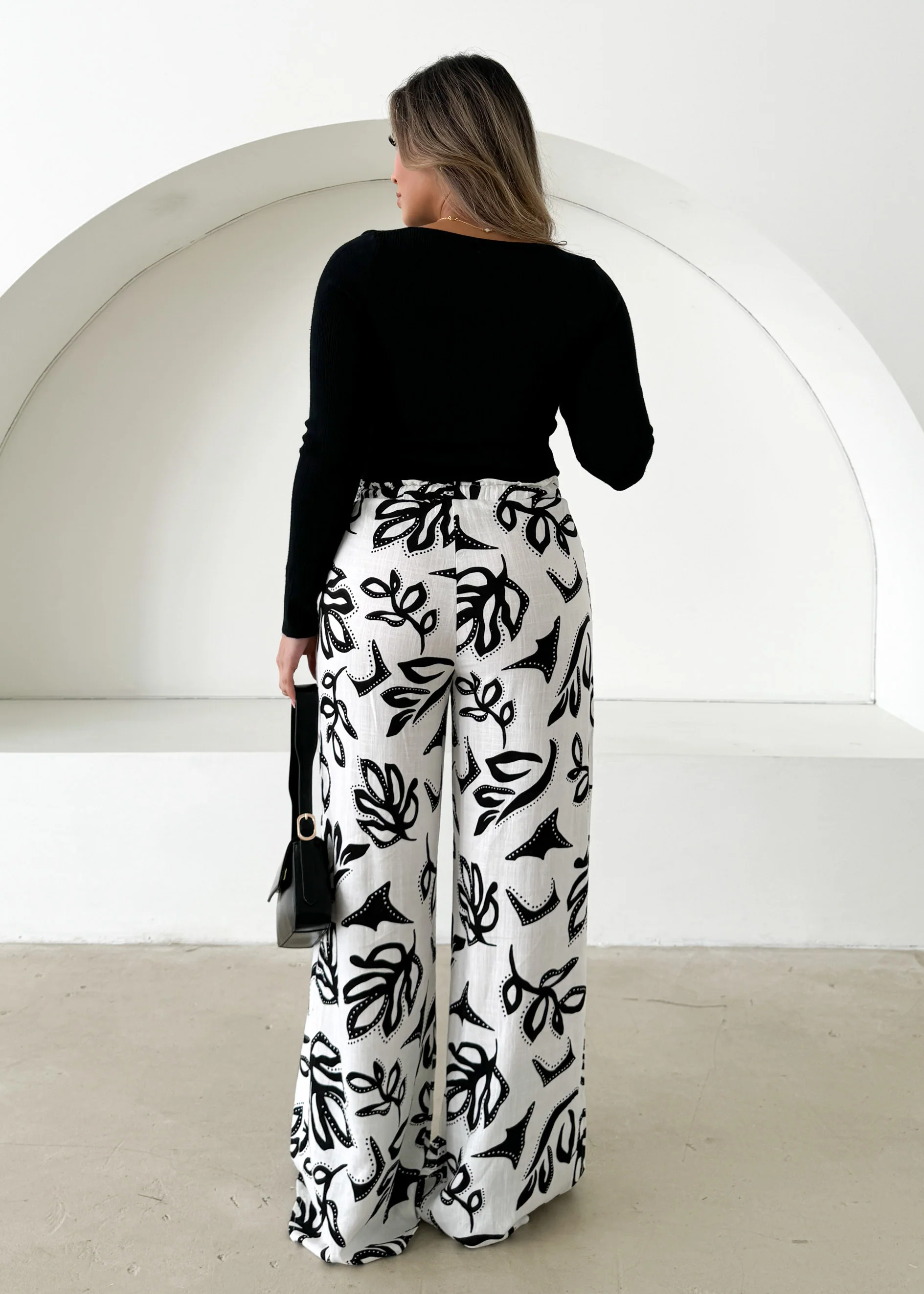 Serah Pants - Amanda - Image 4