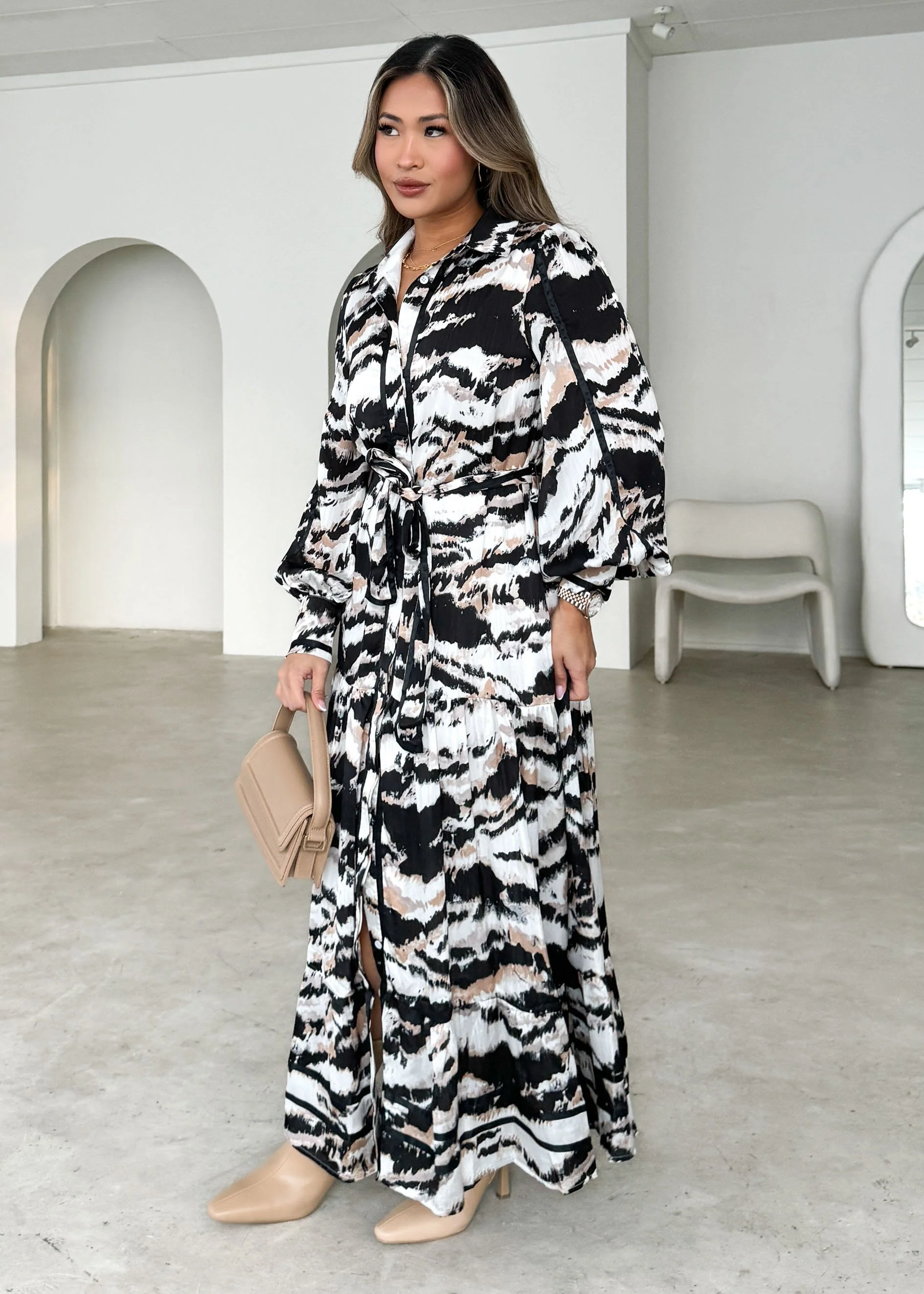 Toyra Maxi Dress - Black Marble - Image 3