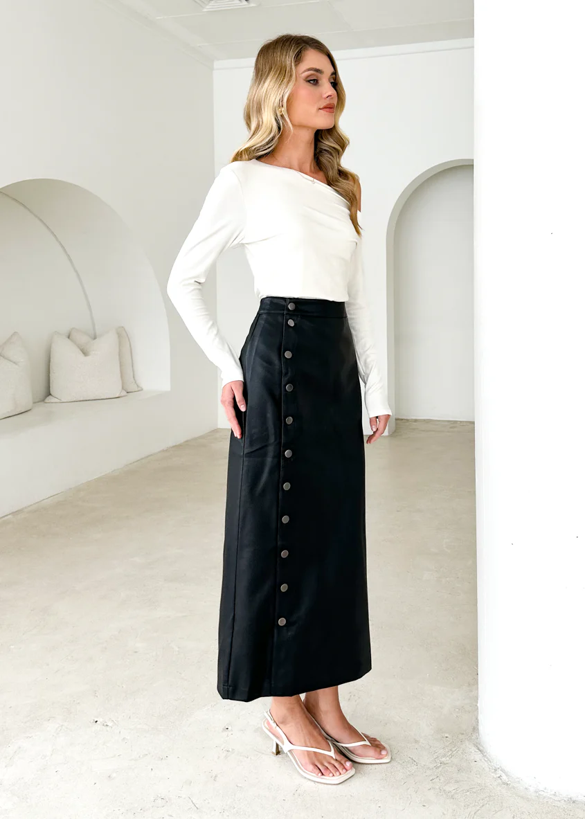 Tretra PU Maxi Skirt - Black - Image 6