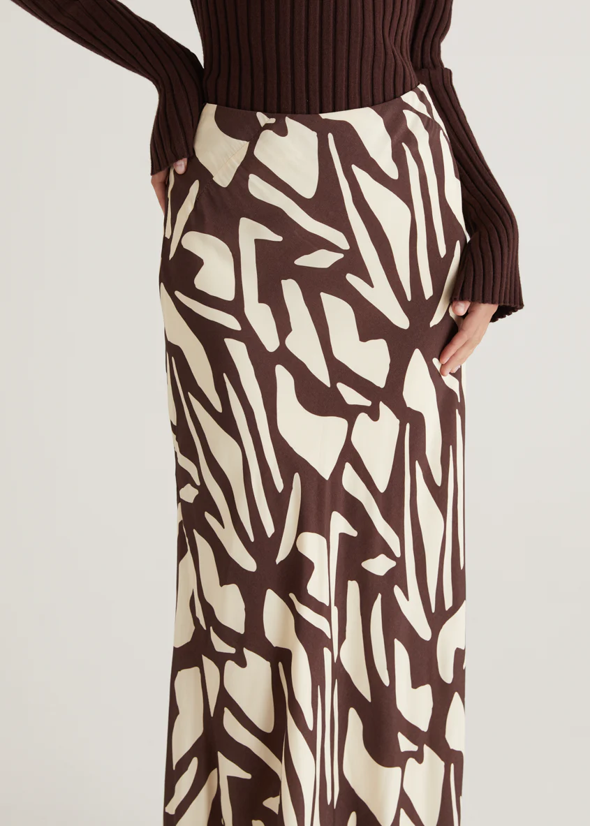 Vance Maxi Skirt - Choc Vanilla - Image 18