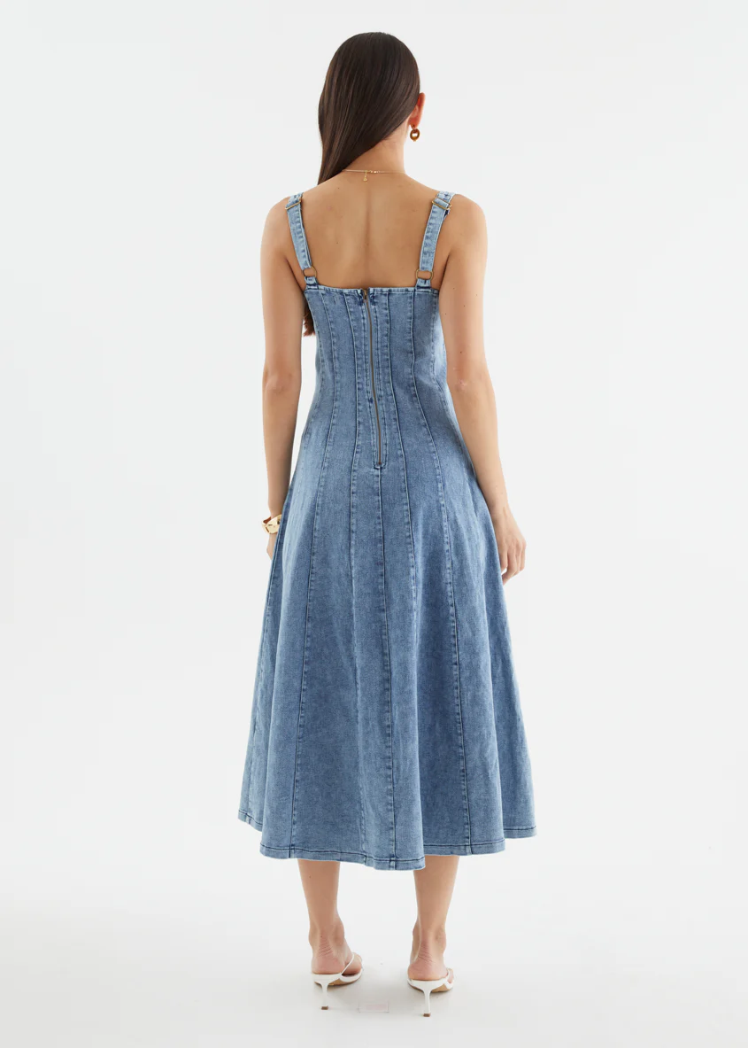Zaydie Denim Midi Dress - Light Blue - Image 9