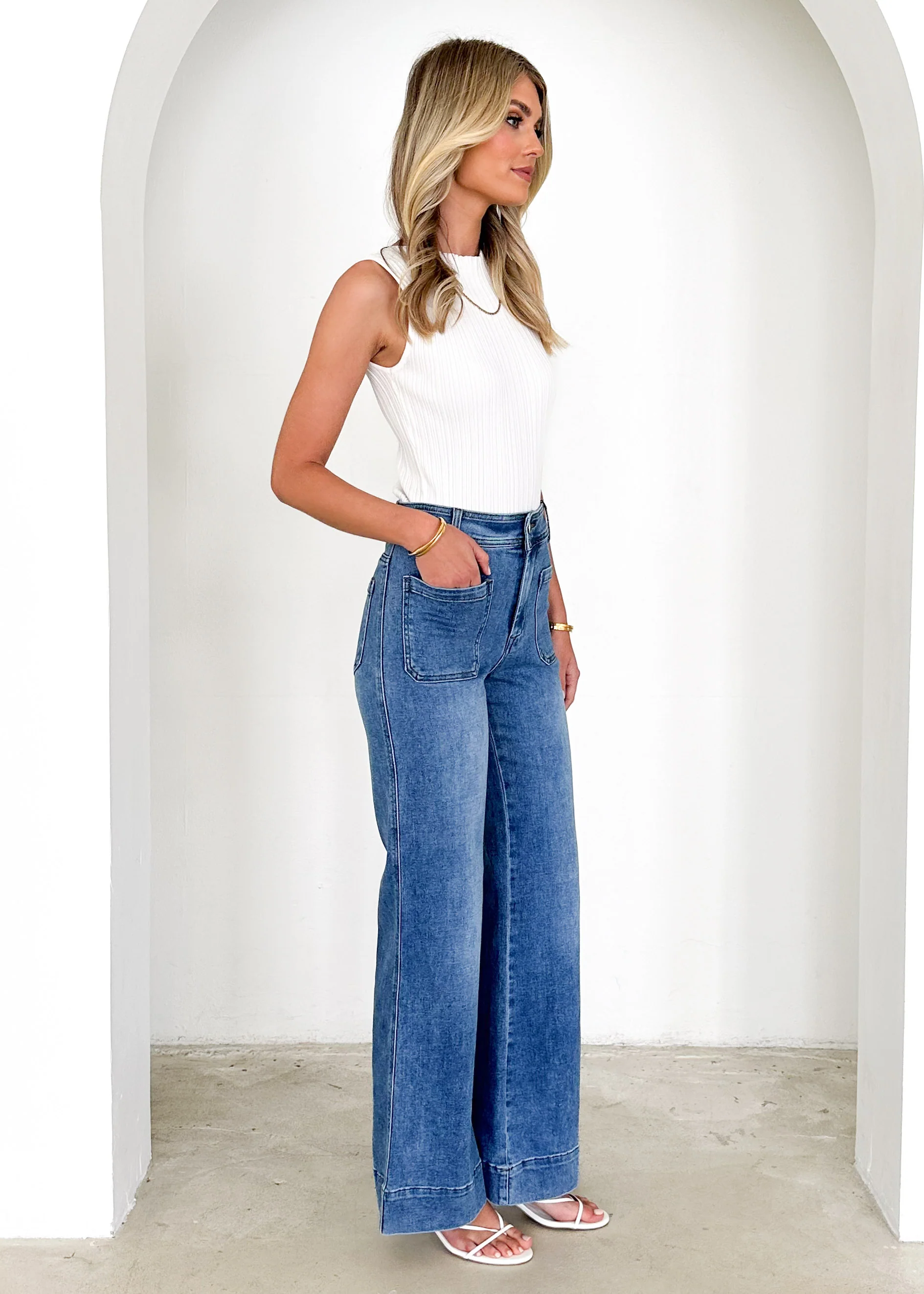 Zekroe Wide Leg Jeans - Mid Blue - Image 6
