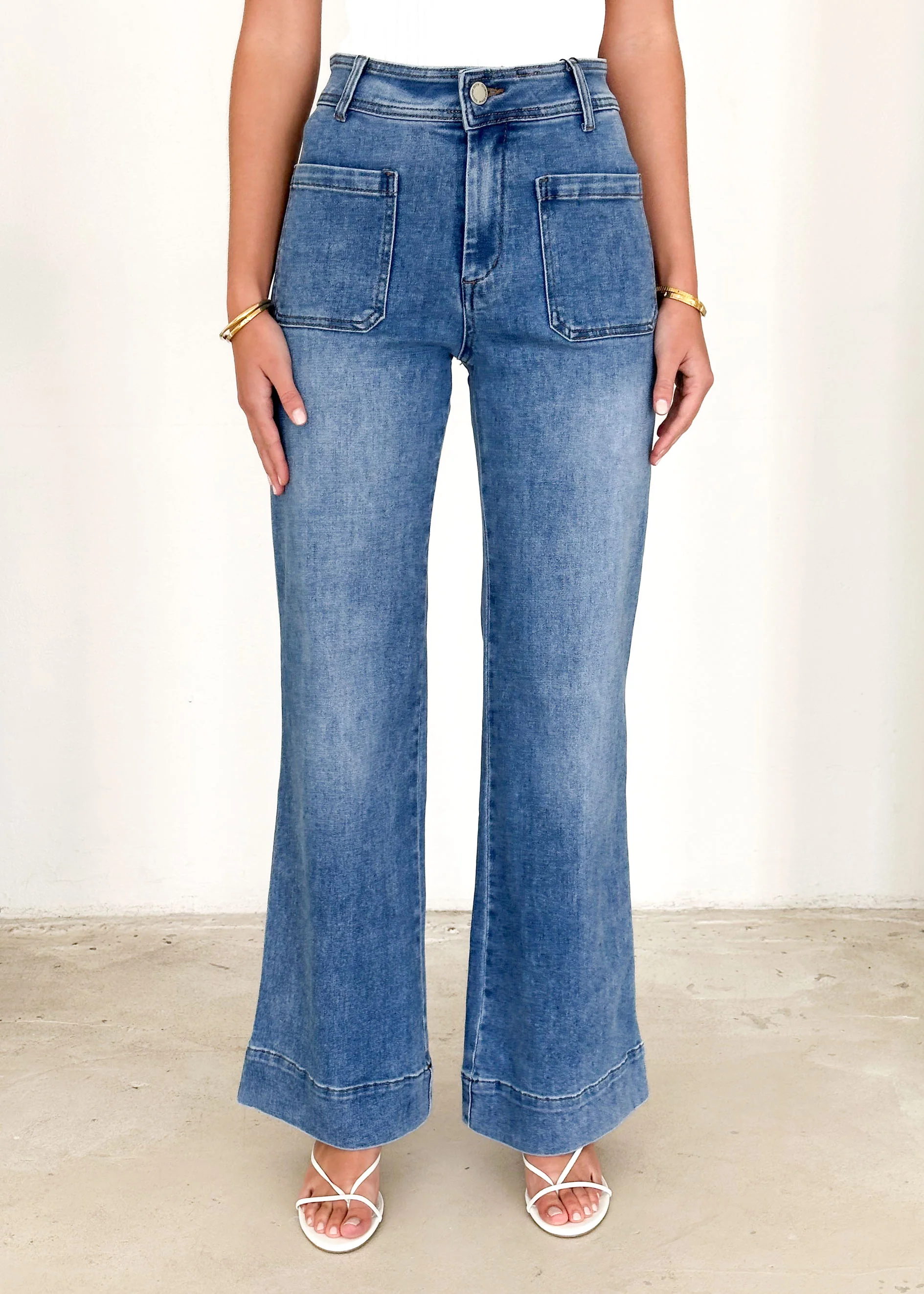 Zekroe Wide Leg Jeans - Mid Blue - Image 8